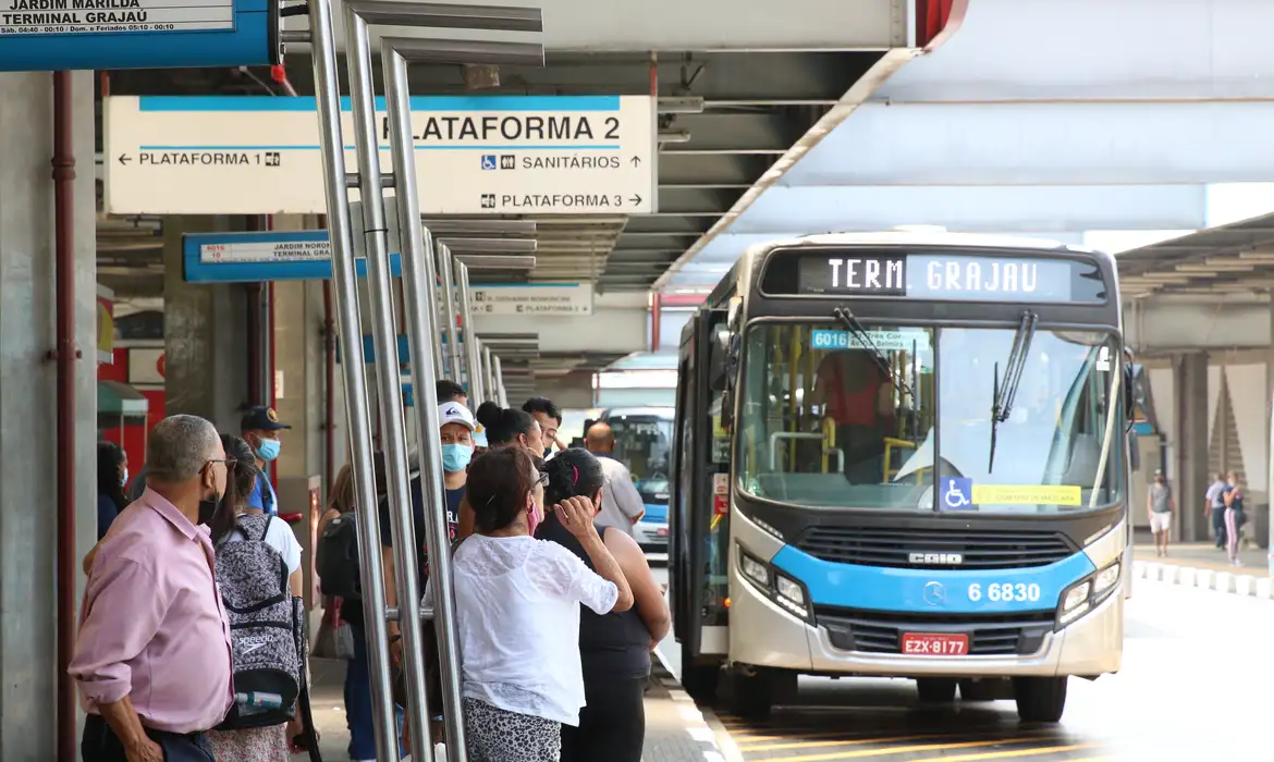 Cartão de gratuidade é dispensado no Rio para quem tem 65 anos ou mais