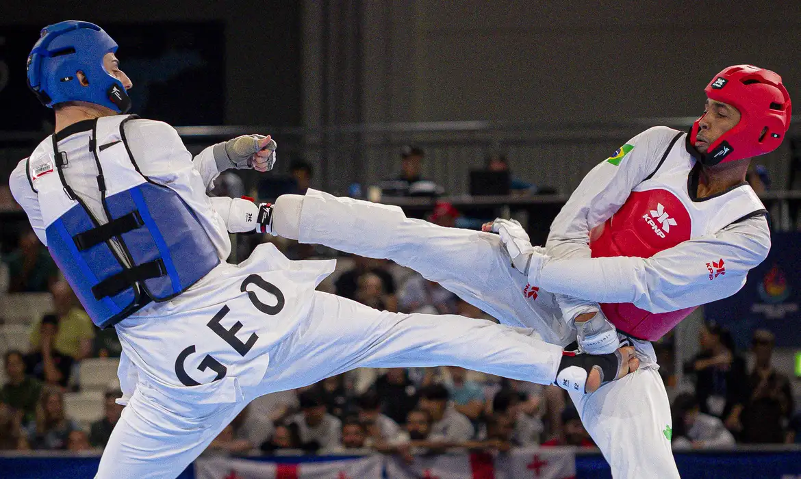 Jogos Mundiais Universitários: Brasil é prata, o 4º pódio no taekwondo