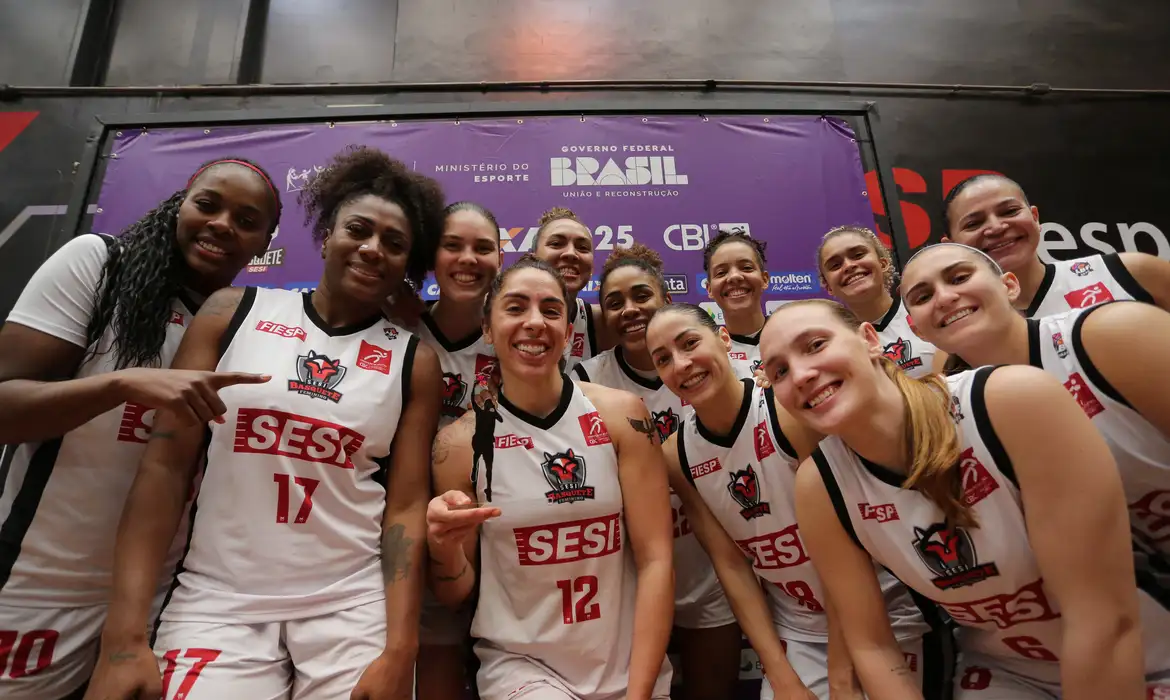 LBF: Sesi Araraquara garante final contra Sampaio Basquete