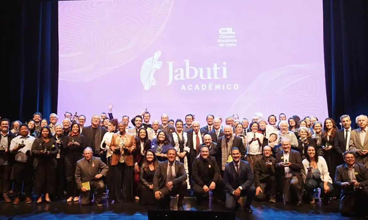 Segunda edição do Jabuti Acadêmico premia 26 obras; veja os vencedores