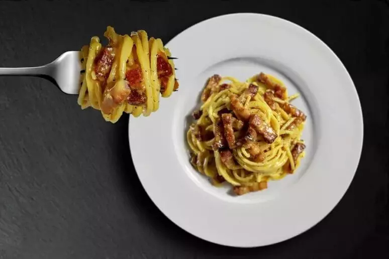 Mais de 50% das receitas italianas no exterior estão erradas, diz estudo