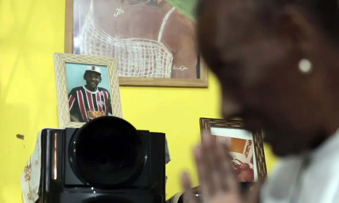 Demora judicial perpetua violência para famílias de mortos em chacinas