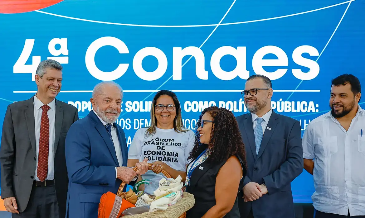 Lula diz que já convidou Trump para vir ao Brasil na COP30