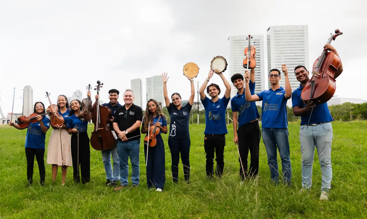 Jovens de comunidade periférica do Recife tocarão para o Papa Leão